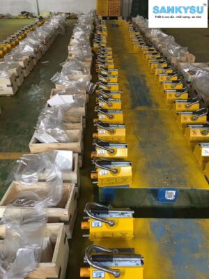 Nam châm tay gạt 2 tấn ( hiệu SANKYSU ) PML-20
