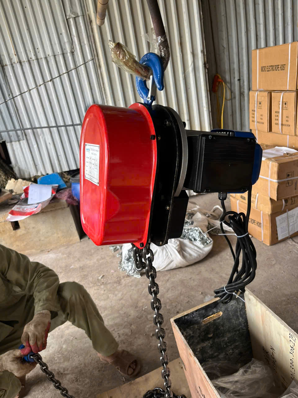 Hình Ảnh Thực Tế Sản Phẩm Pa Lăng Xích Điện DHS 3 Tấn SANKYSU