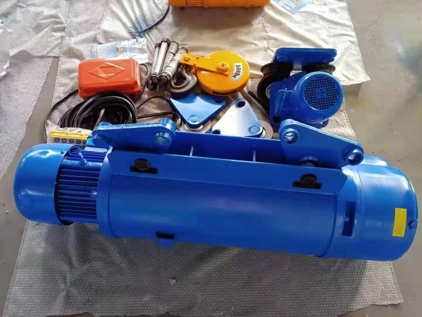 Pa lăng cáp điện