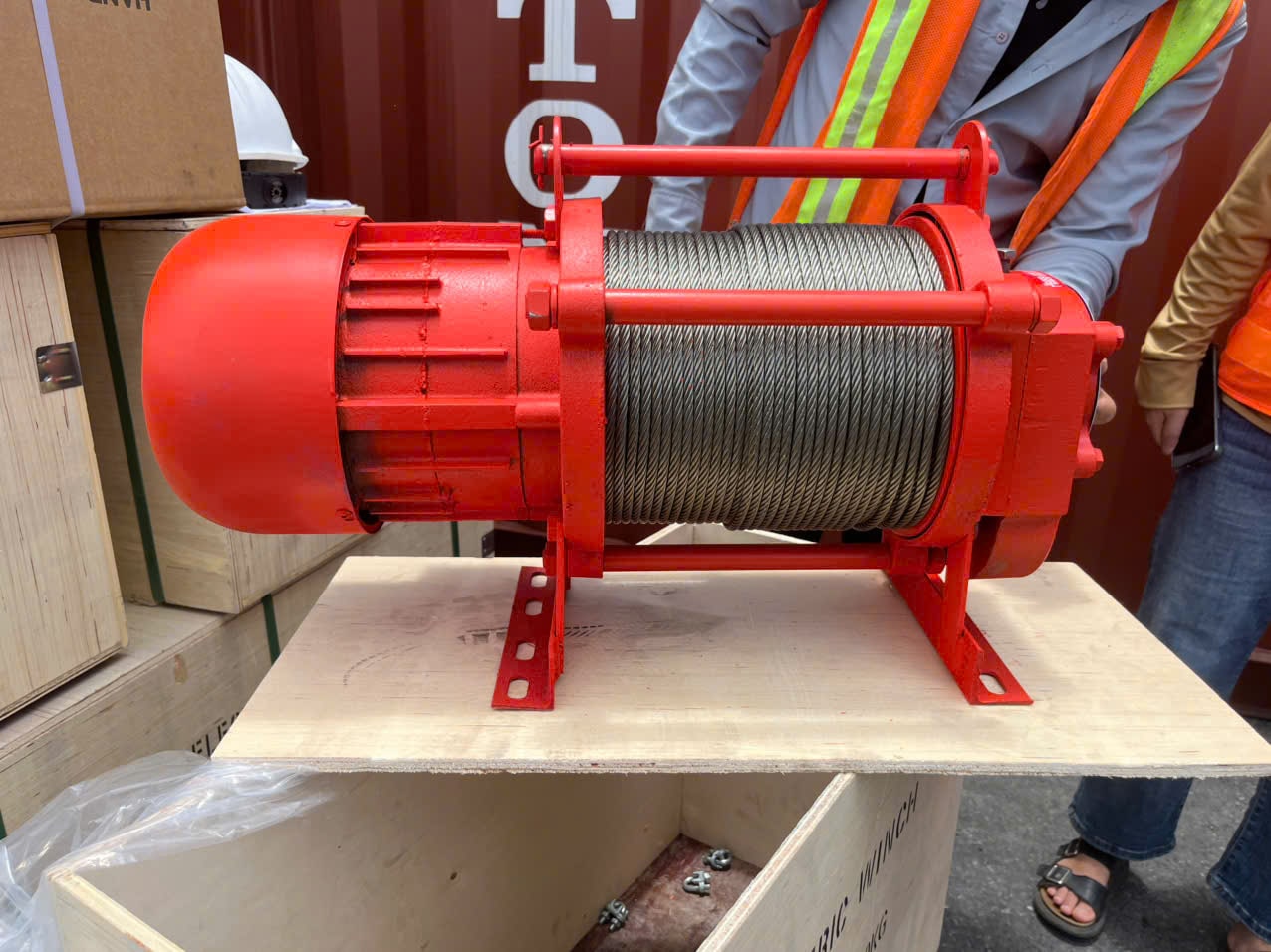 Tời điện đa năng siêu nhanh SANKYSU KCD500/1000 nâng hạ vật liệu công trình