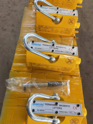 Nam châm tay gạt 3 tấn ( PML-30 ) chính hãng SANKYSU